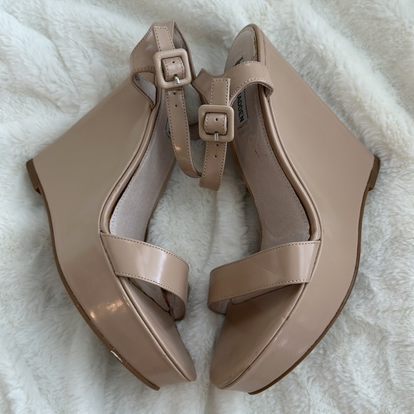 Steve Madden Prestine Natural Peep Toe Wedges - 10 - Picture 7 of 9